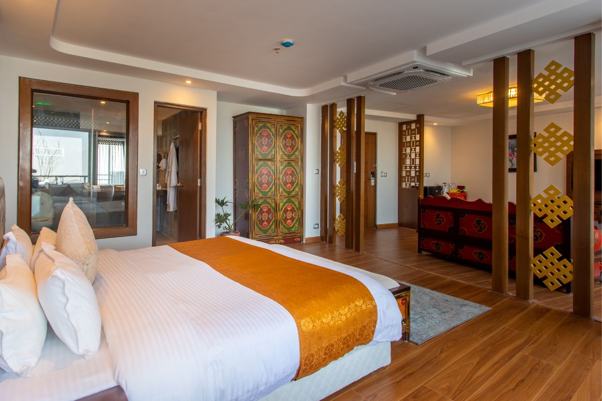 Junior Suite Room